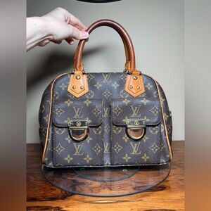 Louis Vuitton Monogram Manhattan PM handbag